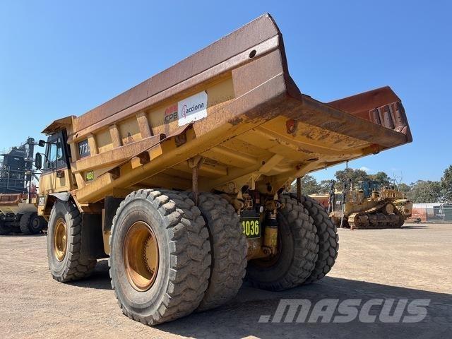 CAT 773D Dumper - Knickgelenk