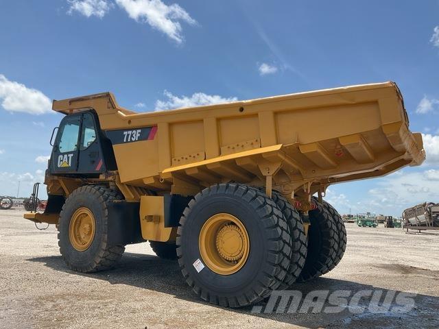 CAT 773F Dumper - Knickgelenk