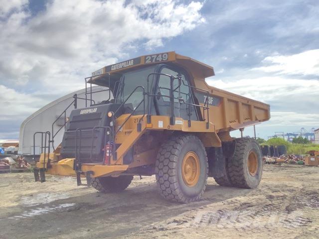 CAT 773F Dumper - Knickgelenk