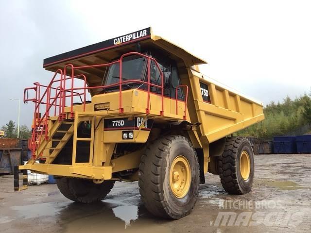 CAT 775D Dumper - Knickgelenk
