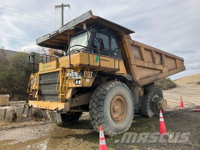 CAT 775E Dumper - Knickgelenk