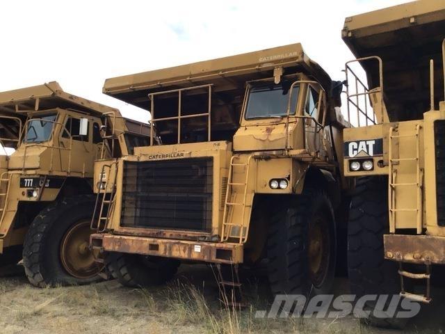 CAT 777 Dumper - Knickgelenk
