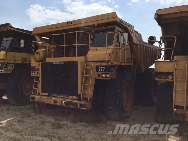 CAT 777 Dumper - Knickgelenk