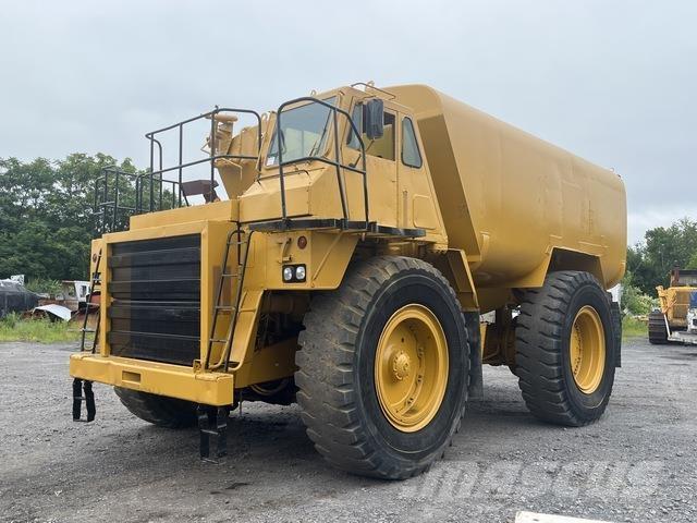 CAT 777B Wassertanker