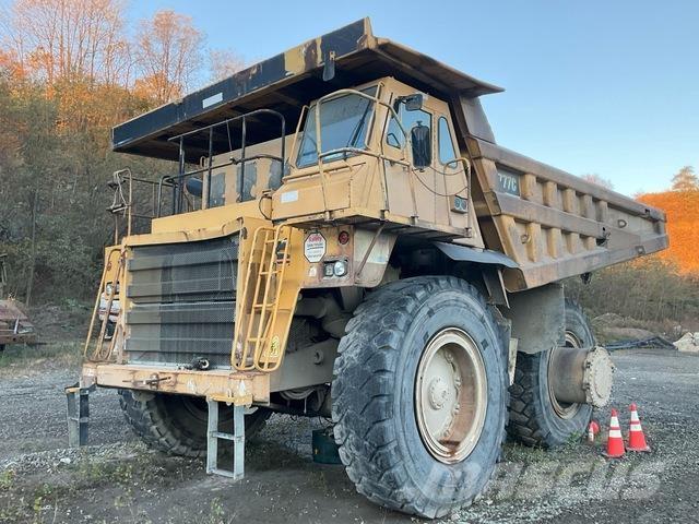 CAT 777C Dumper - Knickgelenk