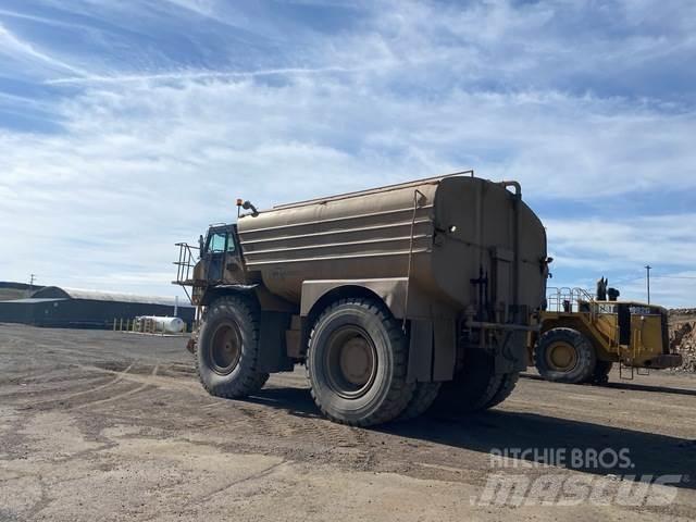 CAT 777D Wassertanker