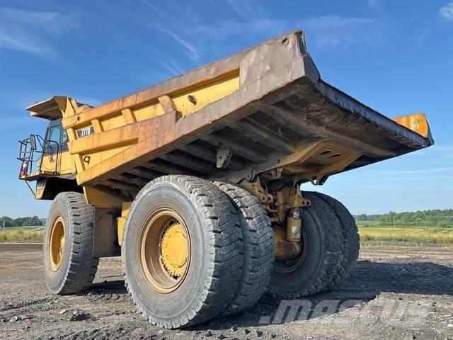 CAT 777D Dumper - Knickgelenk