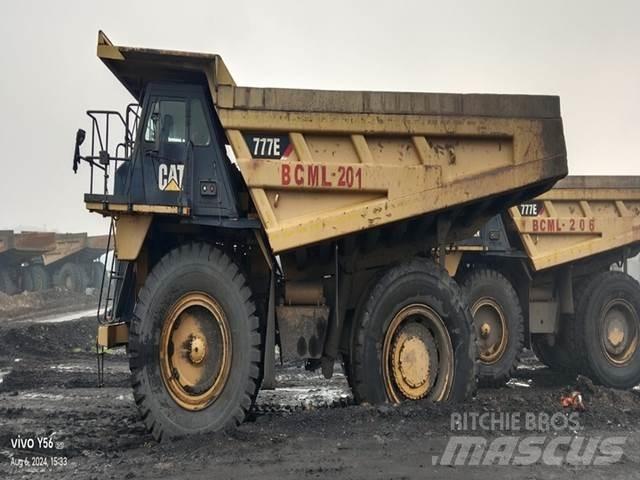 CAT 777E Dumper - Knickgelenk