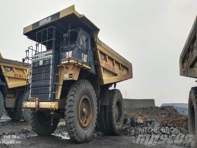 CAT 777E Dumper - Knickgelenk