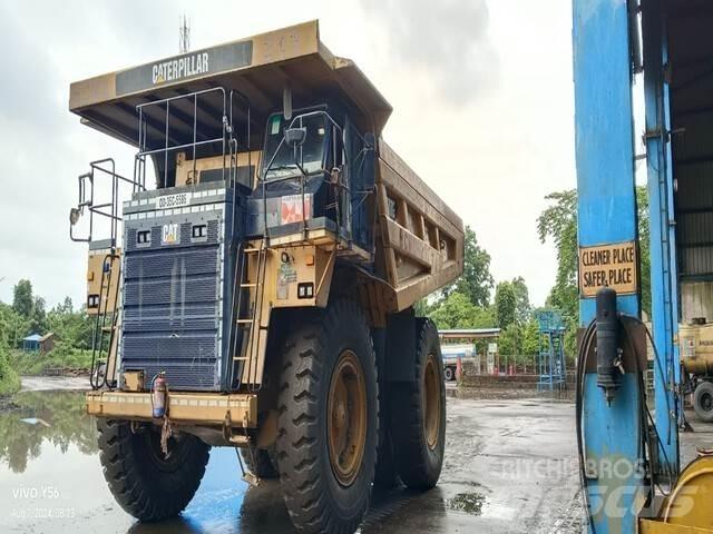 CAT 777E Dumper - Knickgelenk