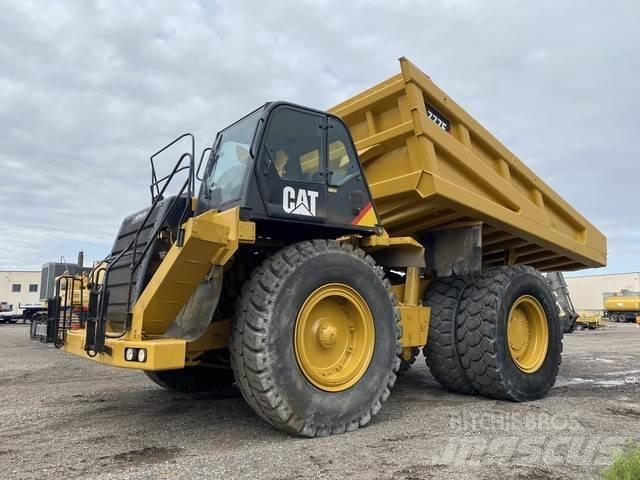CAT 777F Dumper - Knickgelenk