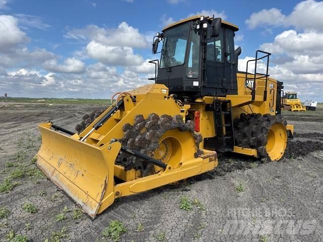 CAT 815 Erdbauwalzen
