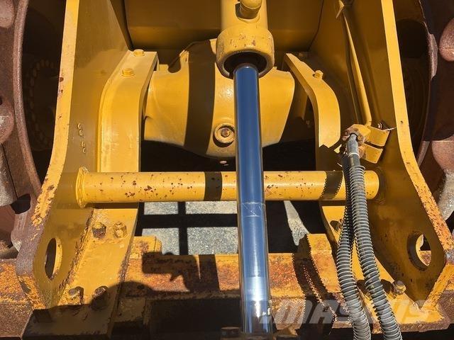 CAT 825H Erdbauwalzen