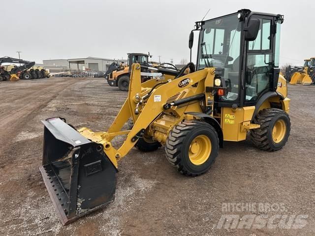 CAT 903D Radlader