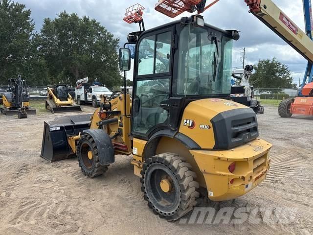 CAT 903D Radlader