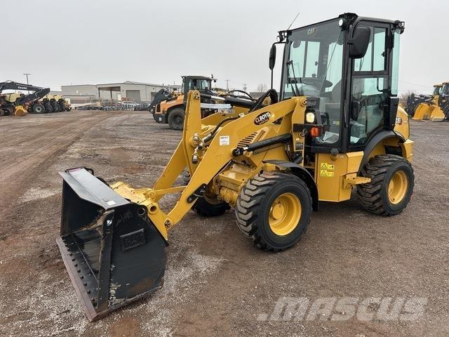 CAT 903D Radlader