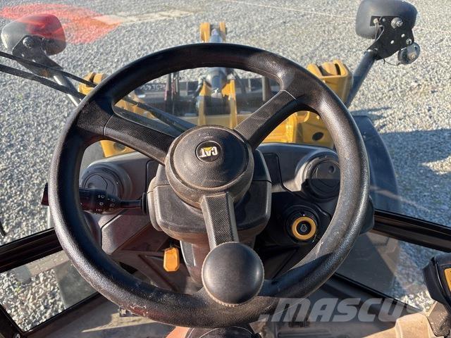 CAT 906 Radlader