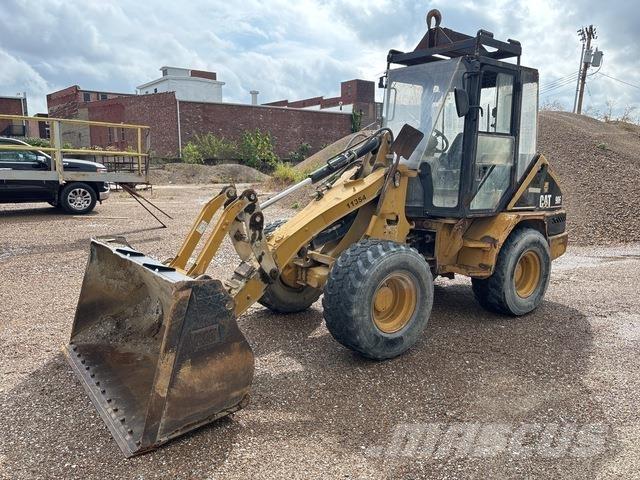CAT 906 Radlader