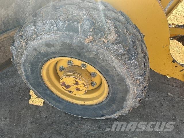 CAT 906H Radlader