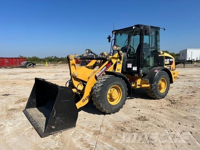 CAT 906M Radlader