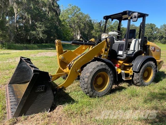 CAT 908M Radlader