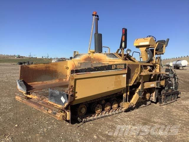 CAT AP-1050B Strassenfertiger