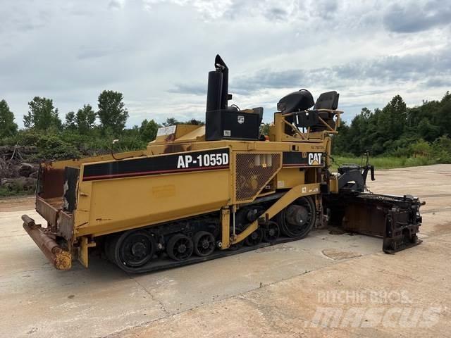 CAT AP-1055D Strassenfertiger