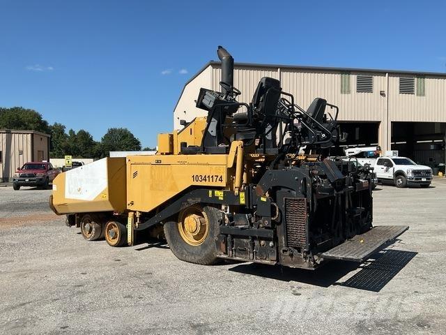 CAT AP-600D Strassenfertiger