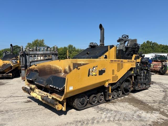 CAT AP1055F Strassenfertiger