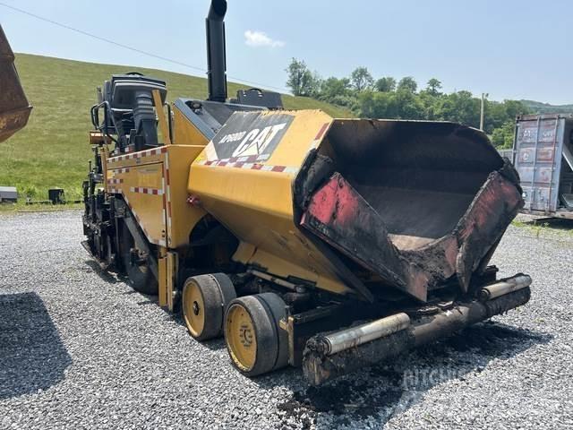 CAT AP600D Strassenfertiger