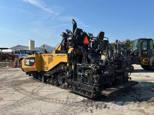 CAT AP655F Strassenfertiger