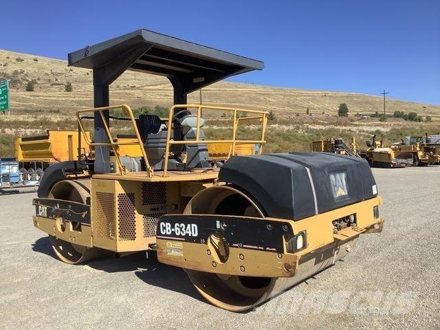 CAT CB-634D Tandemwalzen