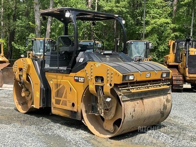 CAT CB13 Tandemwalzen