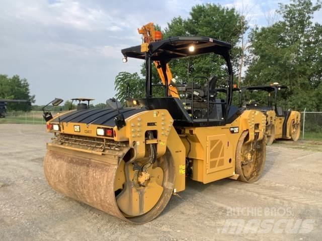 CAT CB16 Tandemwalzen