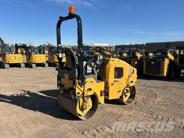 CAT CB2.5 Tandemwalzen