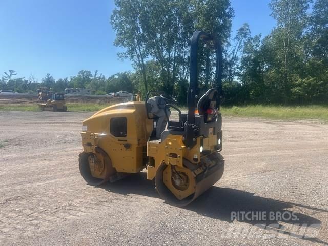 CAT CB2.7 Tandemwalzen