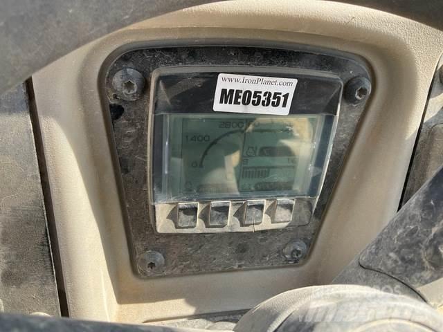 CAT CB34B Tandemwalzen