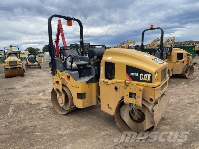 CAT CB34B Tandemwalzen
