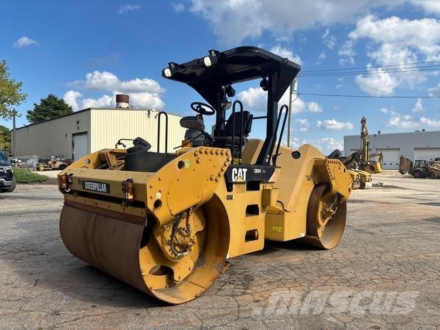 CAT CB54 XW Tandemwalzen