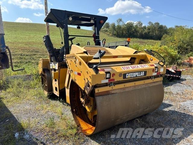 CAT CB54 XW Tandemwalzen
