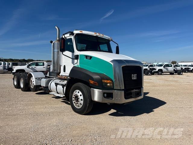 CAT CT660S Sattelzugmaschinen