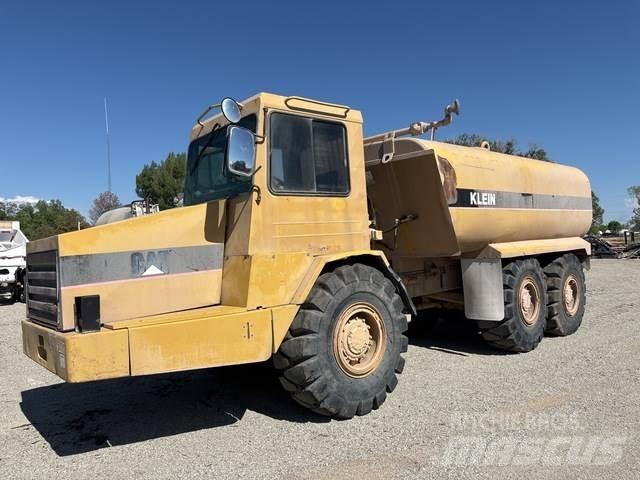CAT D250 Wassertanker