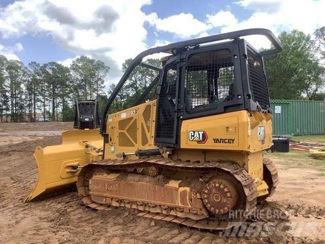 CAT D3 Bulldozer
