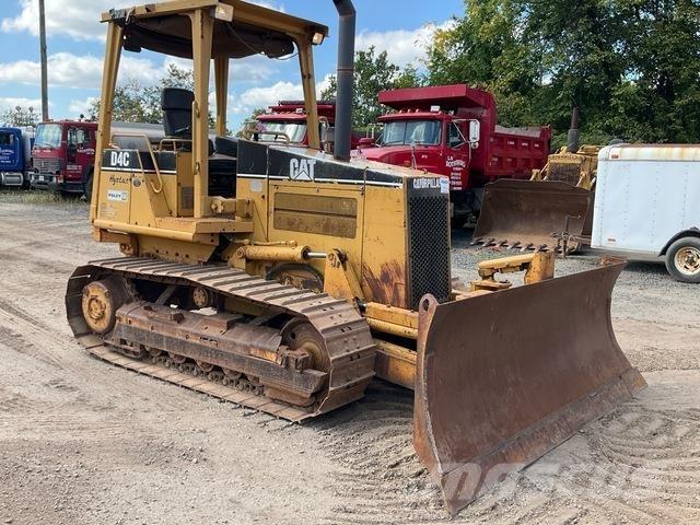 CAT D4C Bulldozer