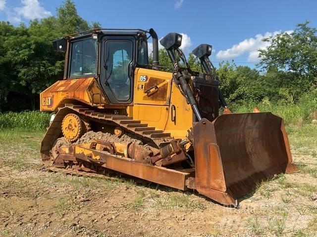 CAT D5 Bulldozer
