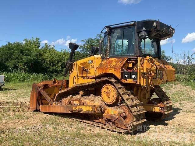 CAT D5 Bulldozer