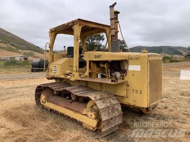 CAT D5B Traktoren