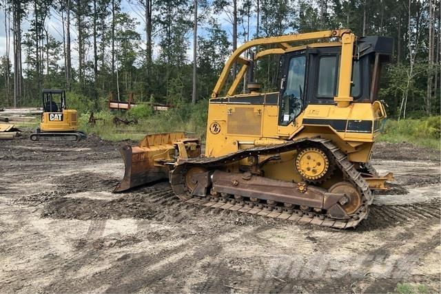CAT D5M LGP Bulldozer