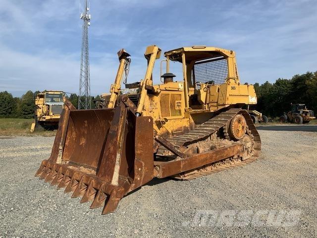 CAT D6H Bulldozer