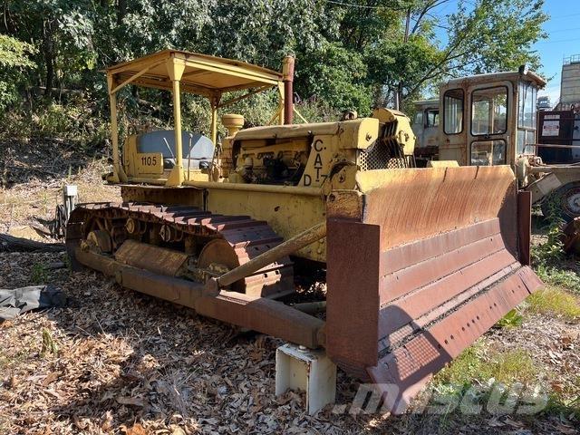 CAT D7 Bulldozer